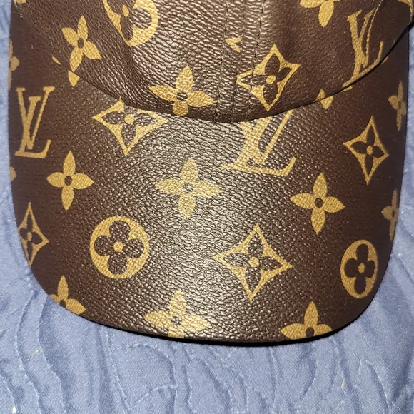 Louis Vuitton Monogram Brown Cap - Picture 8 of 12